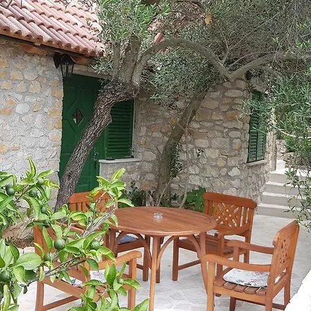 Apartments Beach Vile Holiday * Zivogosce
