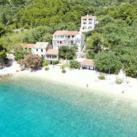 Apartments Beach Vile Holiday